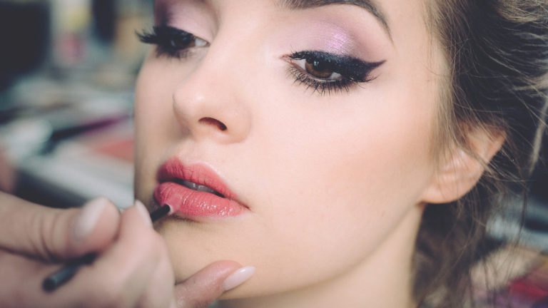 Pourquoi faire un peeling du visage ?