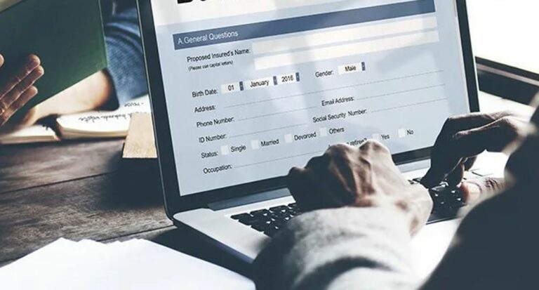 Comprendre l&rsquo;assurance entreprise : obligations, garanties, coûts et avantages